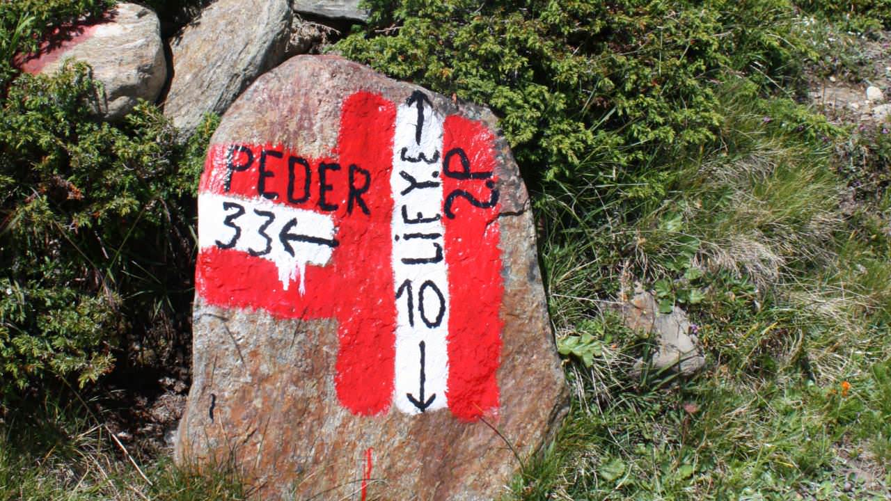 Bewegend schöner Sommer auf der Lyfi Alm